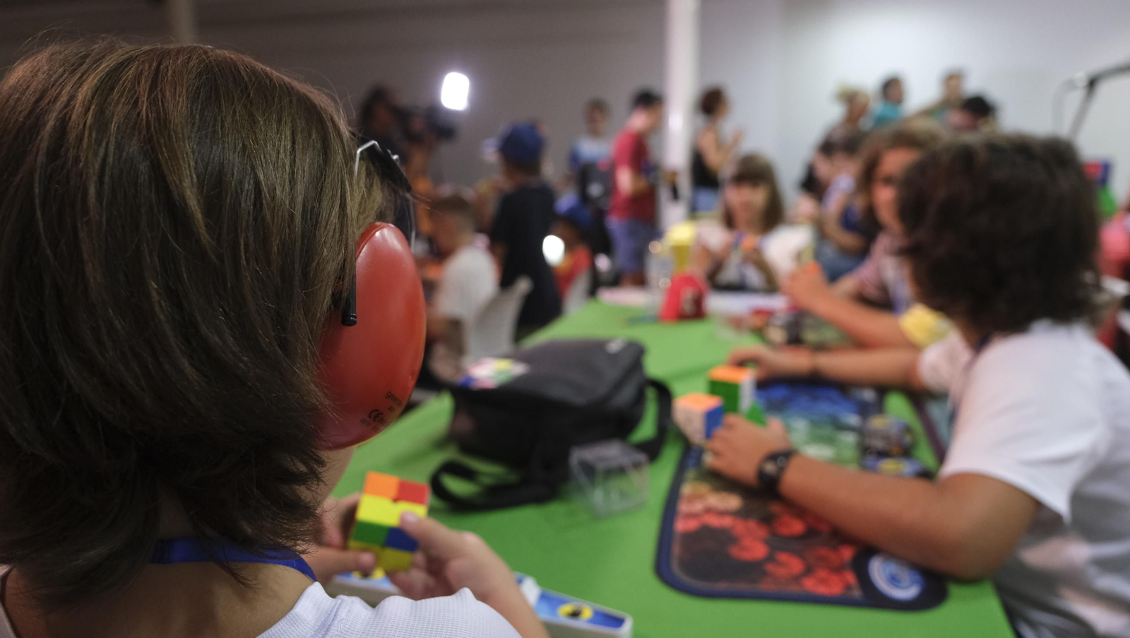 II Torneo de Speedcubing de la Feria de Almería 2024, en imágenes