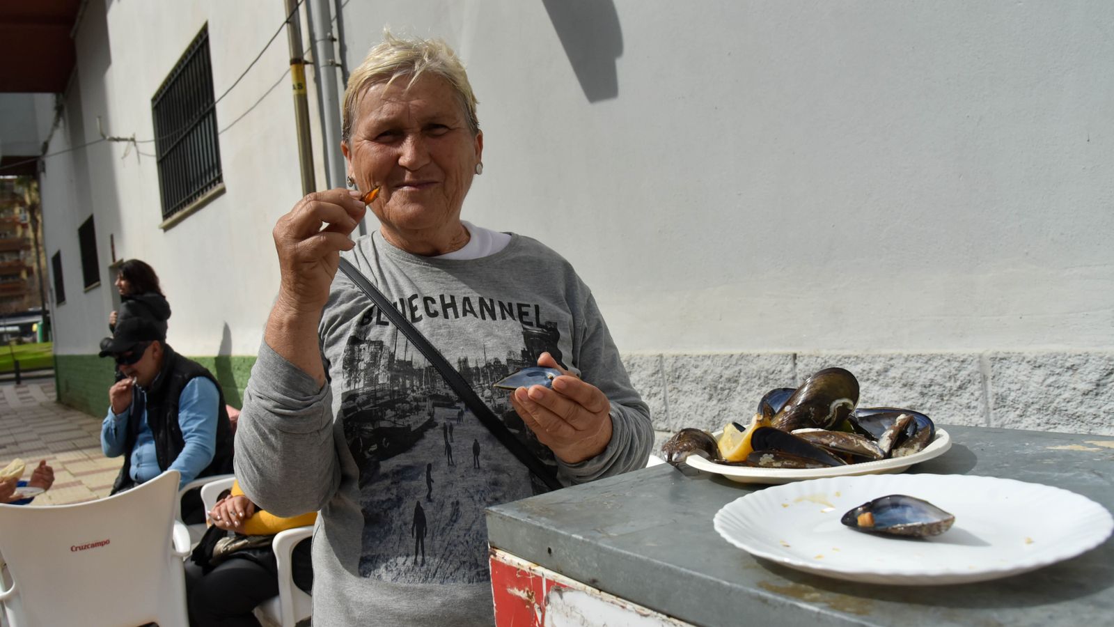 Las fotos de la mejillonada Popular en San José Artesano
