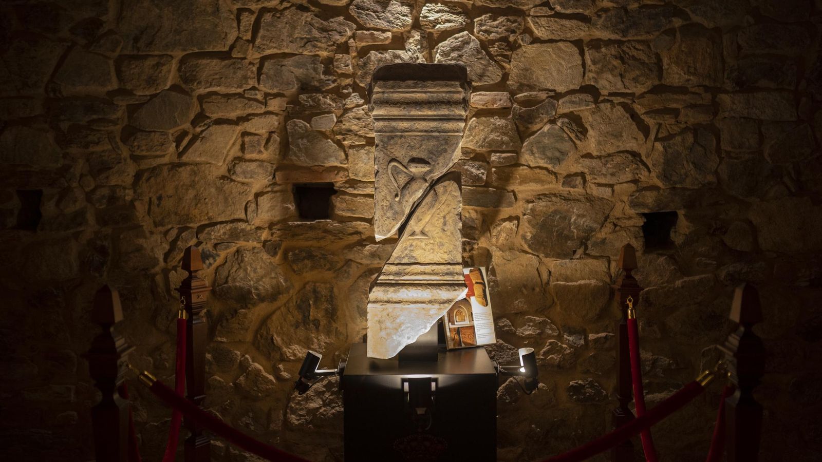 Uno de los restos más valiosos encontrados en el entorno de la Ermita de Las Virtudes