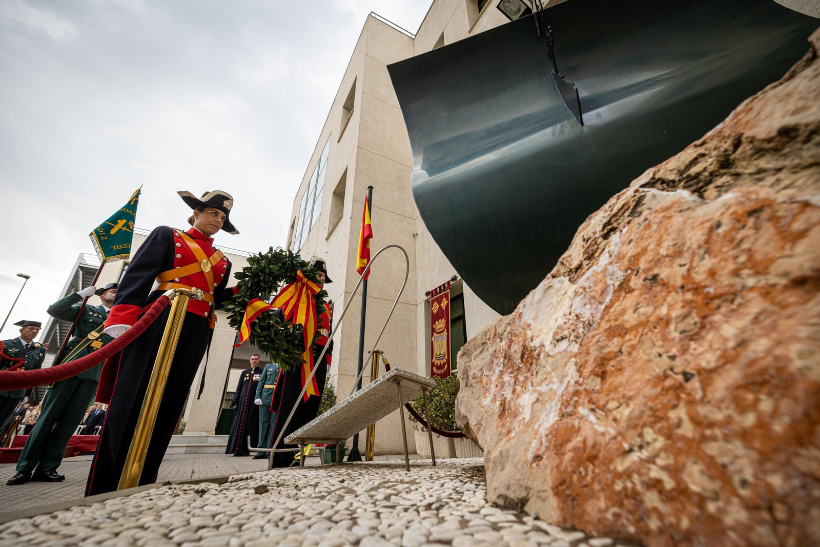 Imágenes de los actos de la Guardia Civil en Cádiz por la festividad de la Virgen del Pilar