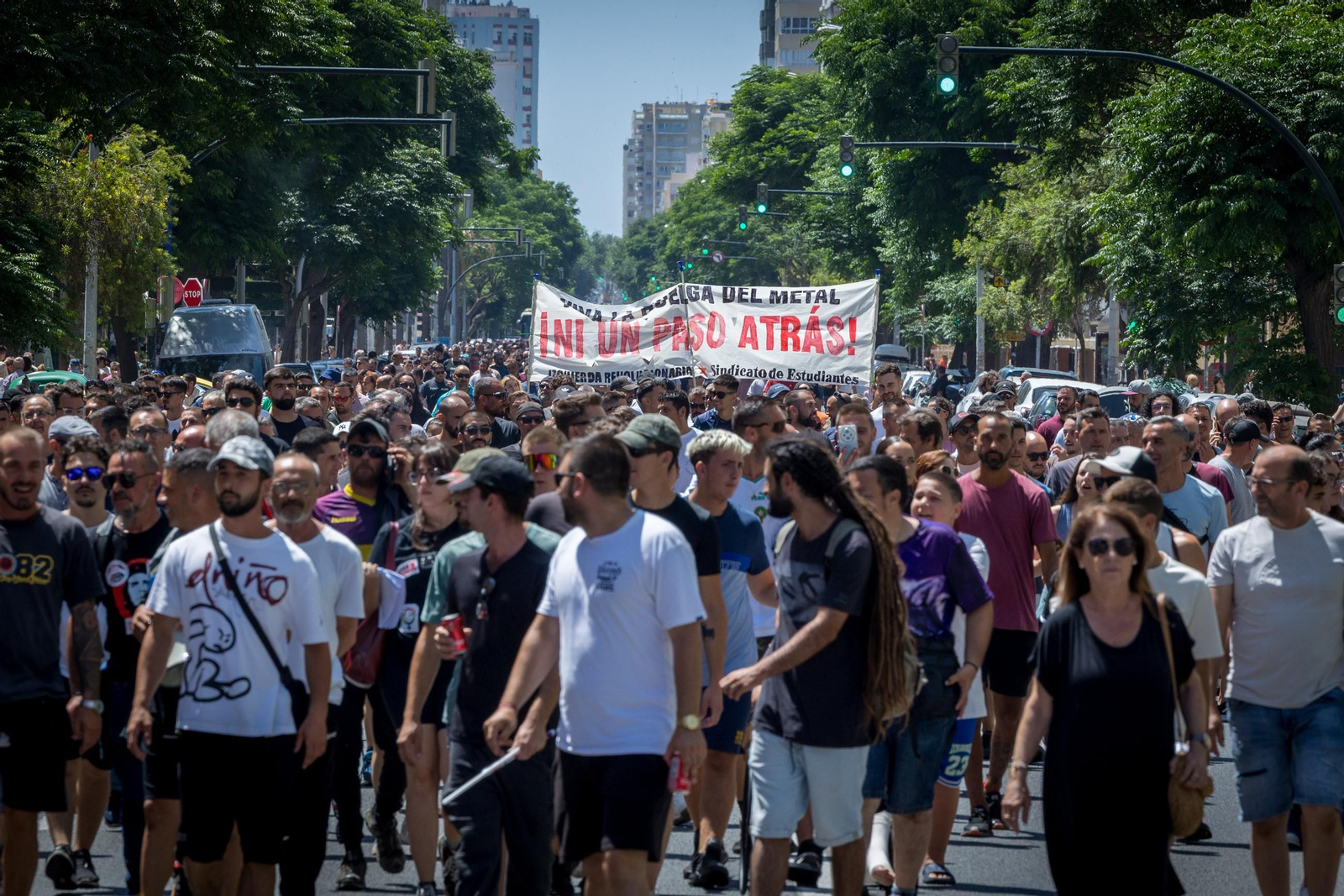 Las imágenes de las protestas de la huelga del metal en Cádiz de este miércoles 25 de junio