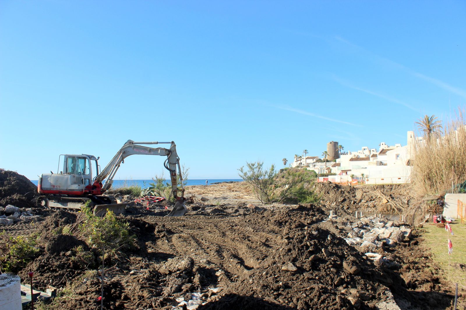 El Inicio de las obras del tramo de corredor litoral en Arroyo Vaquero, en Estepona.