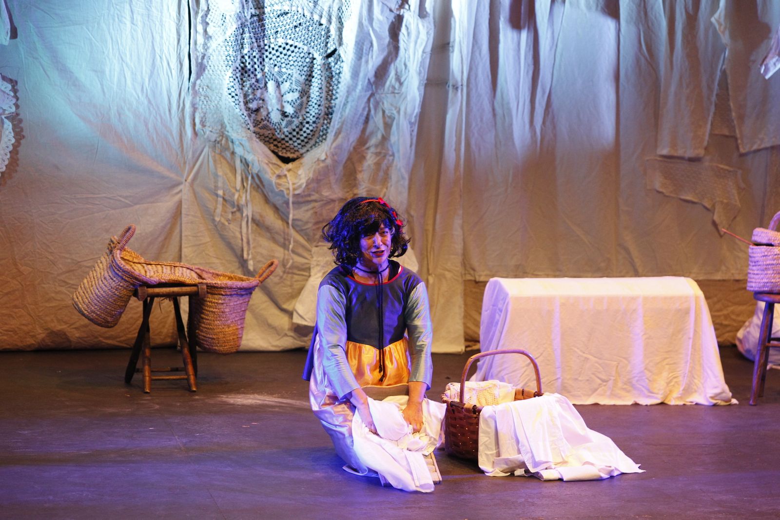 Fotogalería Festival Teatro El Ejido. Obra "El Desván de los Hermanos Grim"