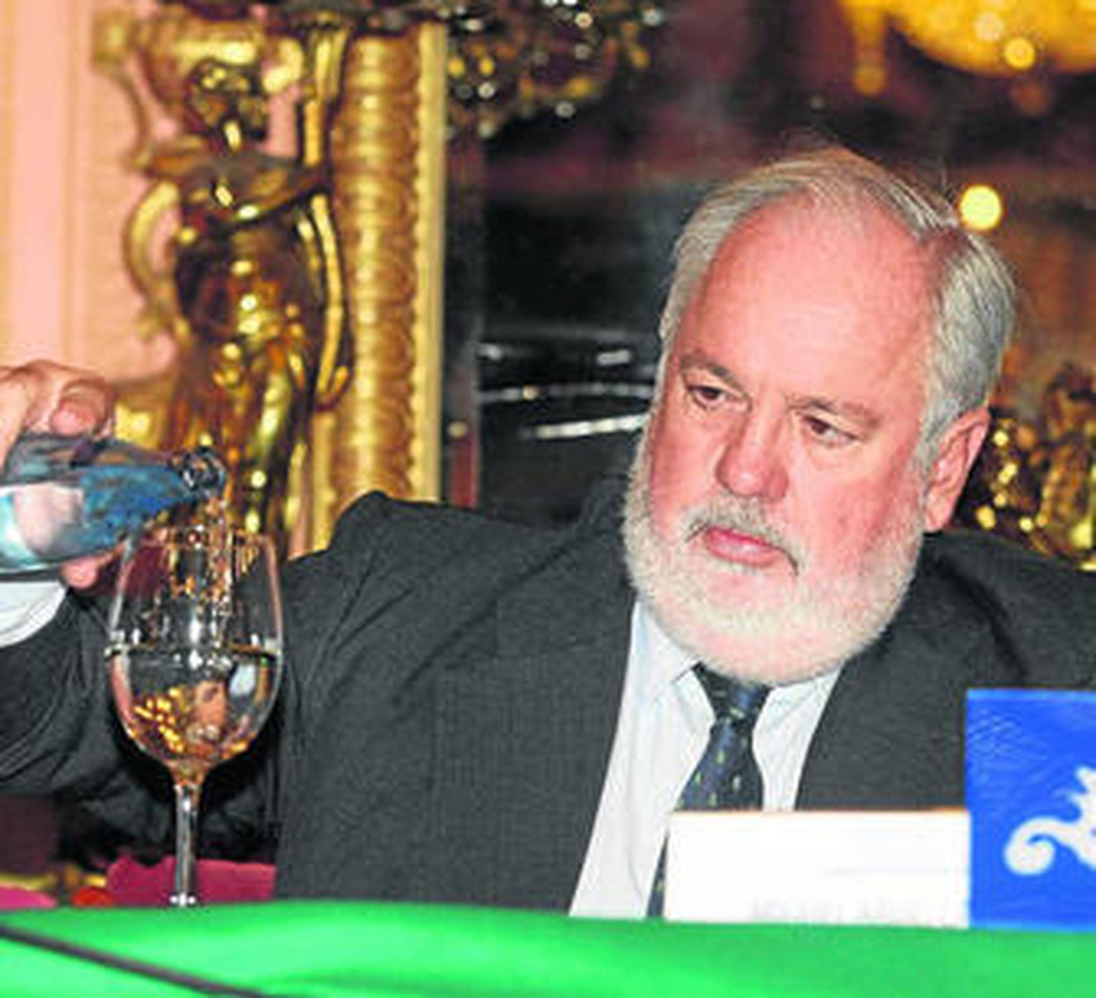 El ministro de Agricultura, Miguel Arias Cañete, ayer en unas jornadas sobre el agua.