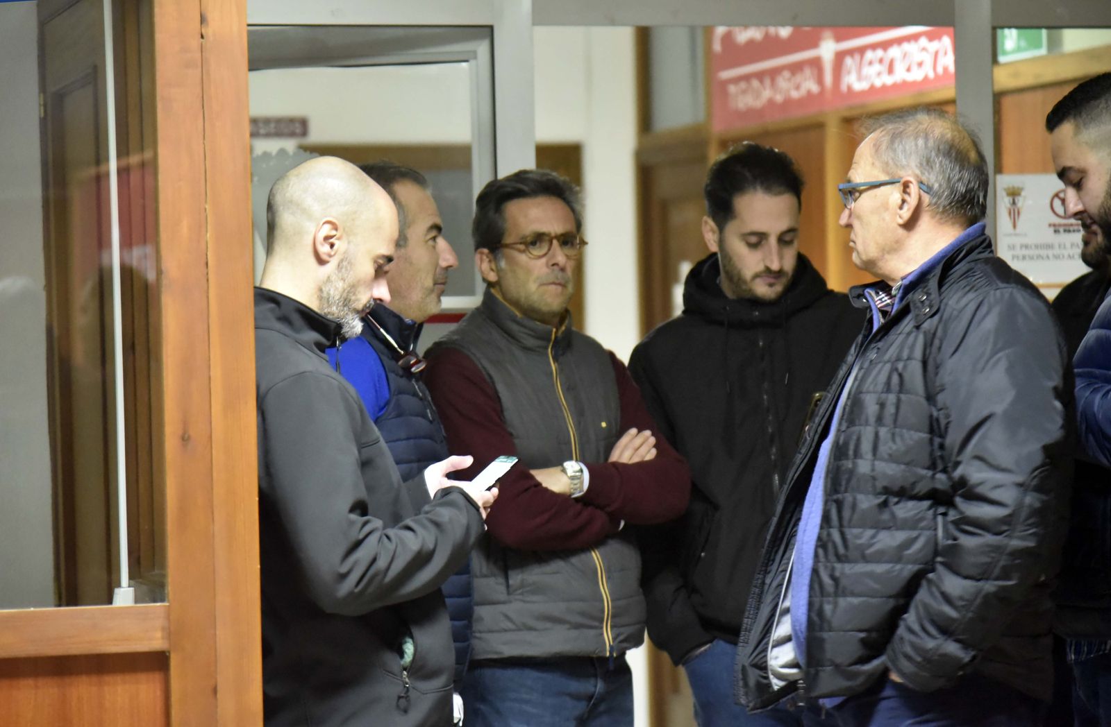 Andión, con parte de su directiva.