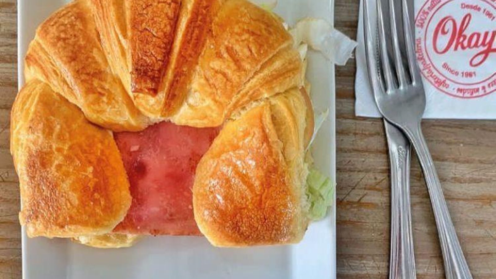 Croissant salado de Okay.