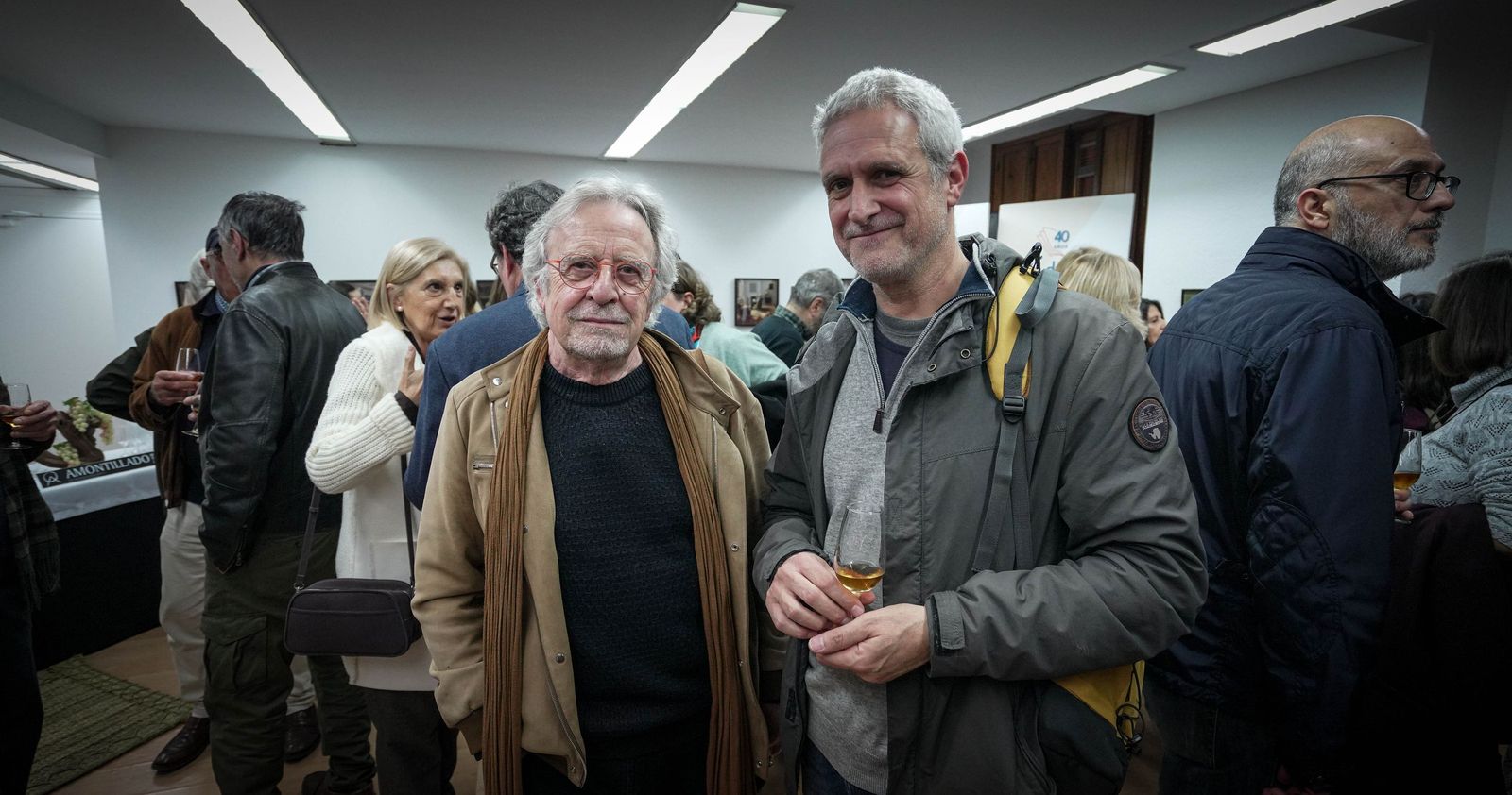 Imágenes de la inauguración de la exposición de Manuel del Valle en la sala ArteaDiario