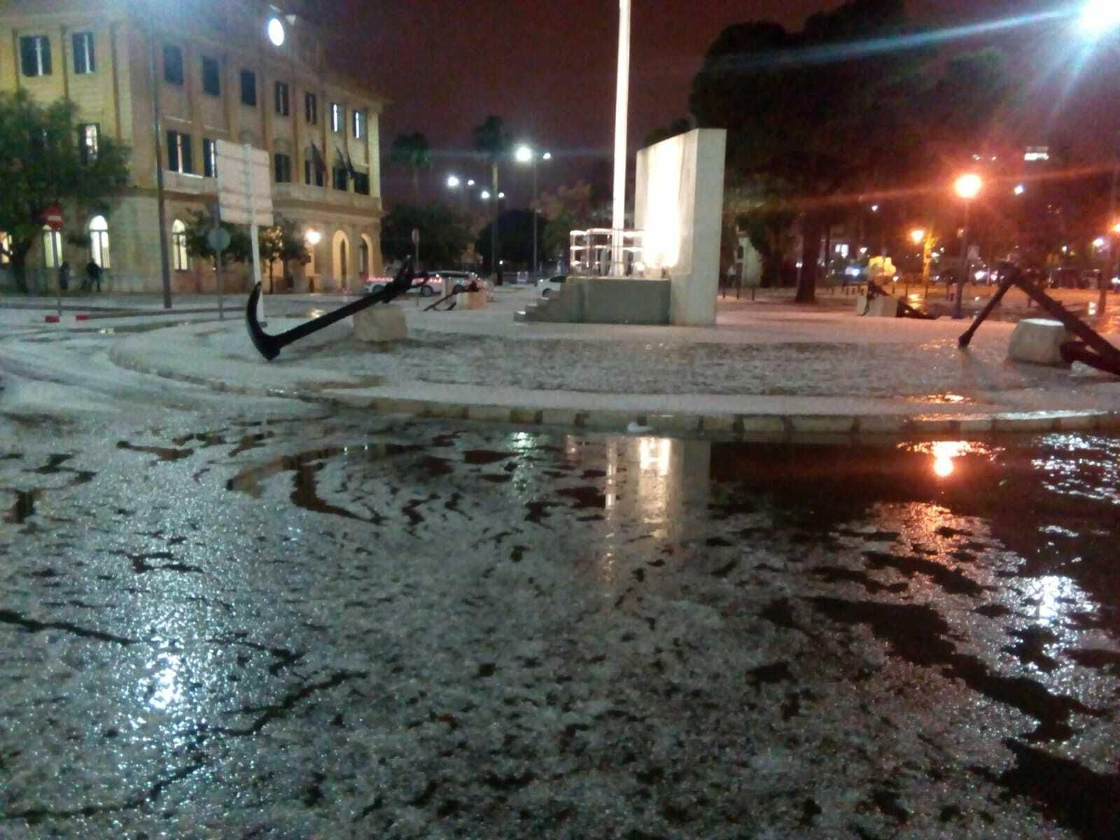 La fuerte granizada en el puerto de Málaga