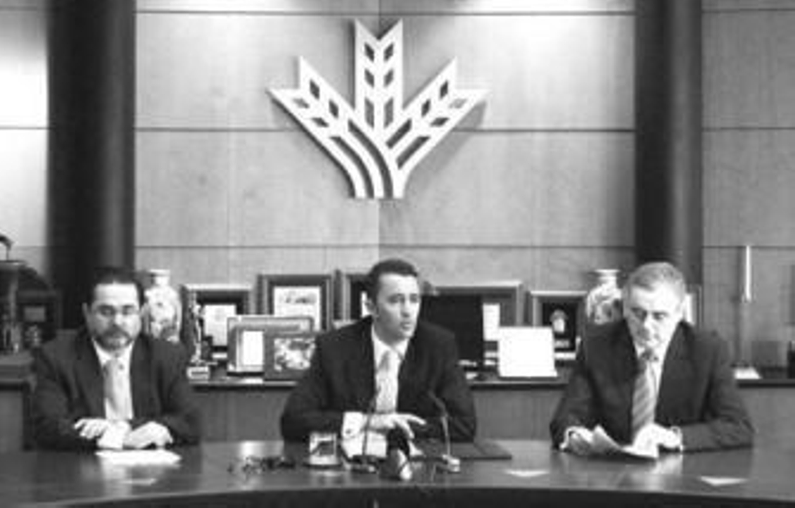 Caja Rural crece un 22%, sin que le afecte su crisis interna