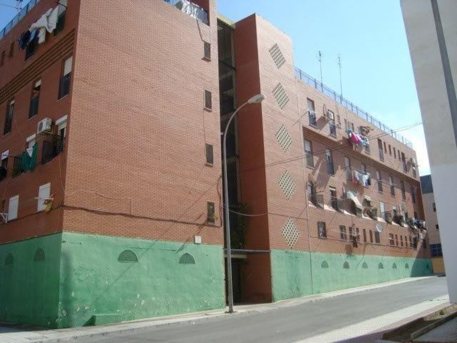 Uno de los edificios donde se rehabilitarán viviendas en Málaga.