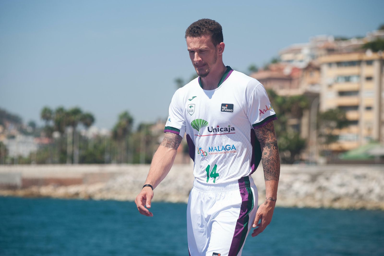 Las camisetas del Unicaja nuevas, en fotos