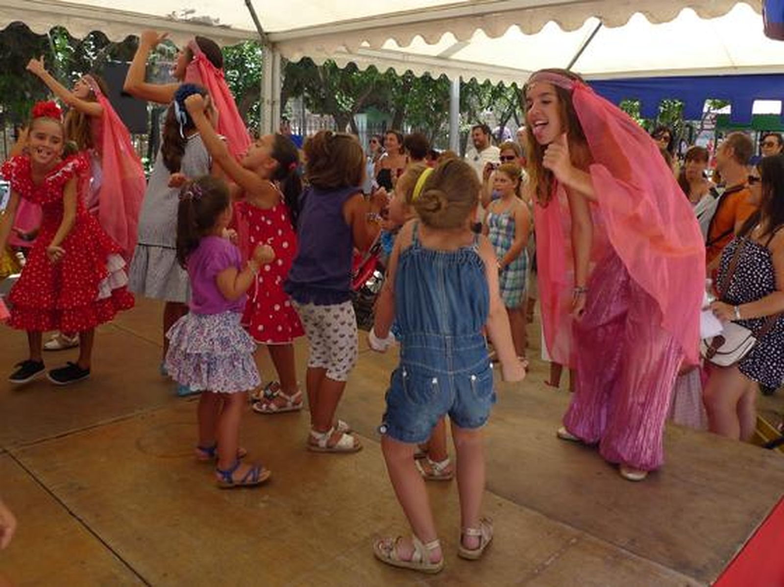 Los mejores momentos de la fiesta

Foto: Sergio Camacho