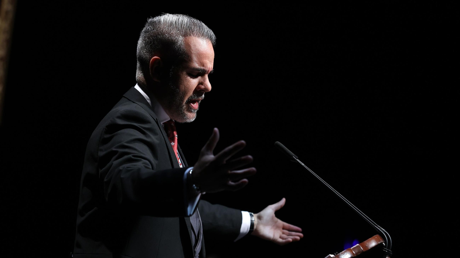 Imágenes de David Puerto en su pregón de Semana Santa 2025 en Jerez