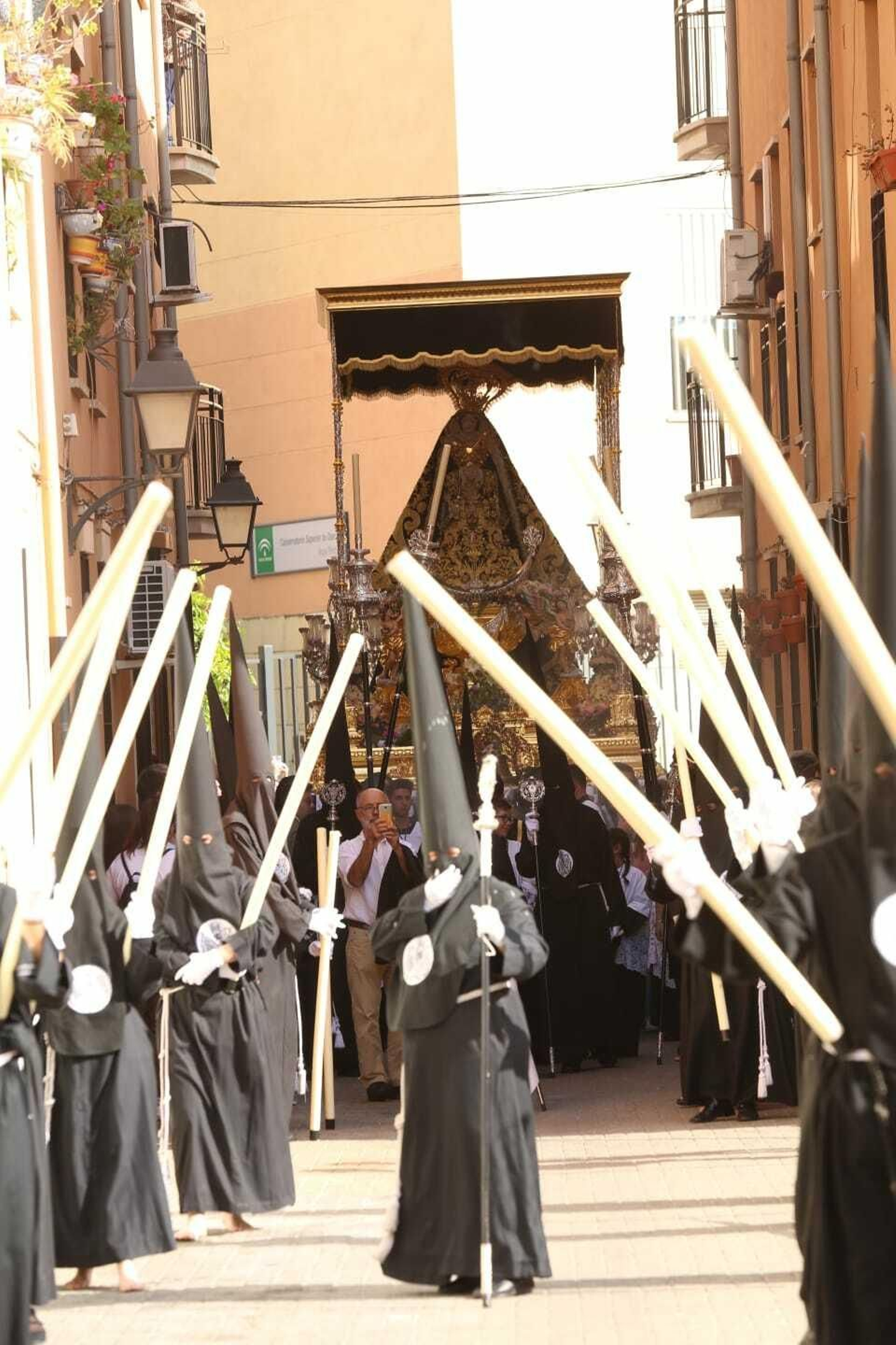 Las fotos de Dolores del Puente en el Lunes Santo en Málaga