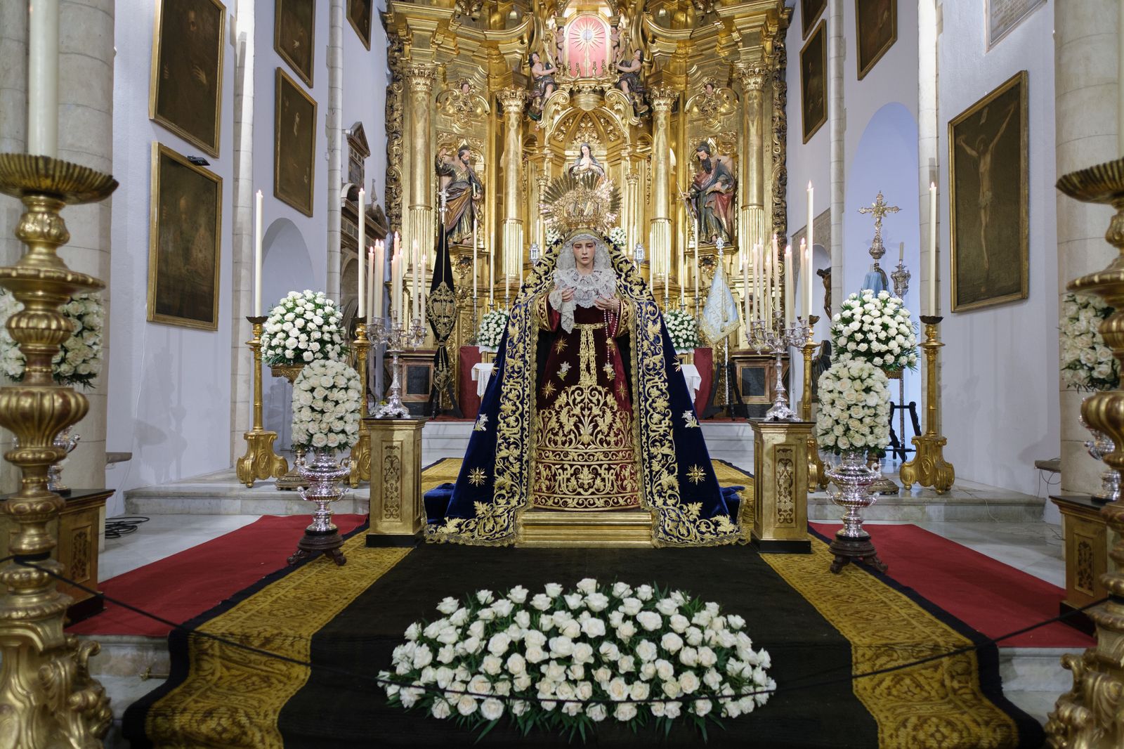 Las imágenes de la veneración a la Virgen de las Penas de Santa Marta