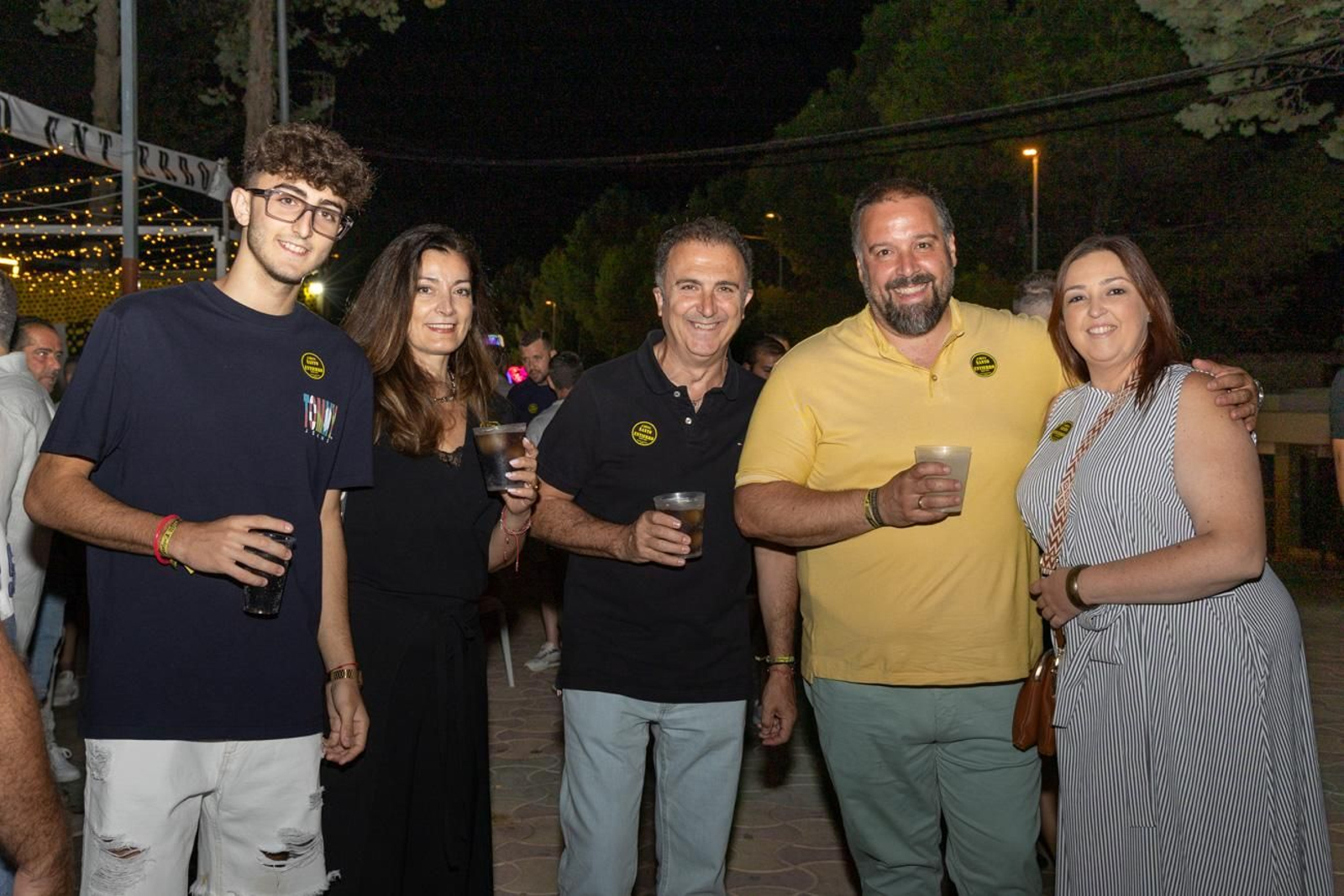 Pasacalles inaugural, fuegos artificiales e iluminación de la portada de feria y del recinto ferial de la Feria de San Bartolomé en Martos