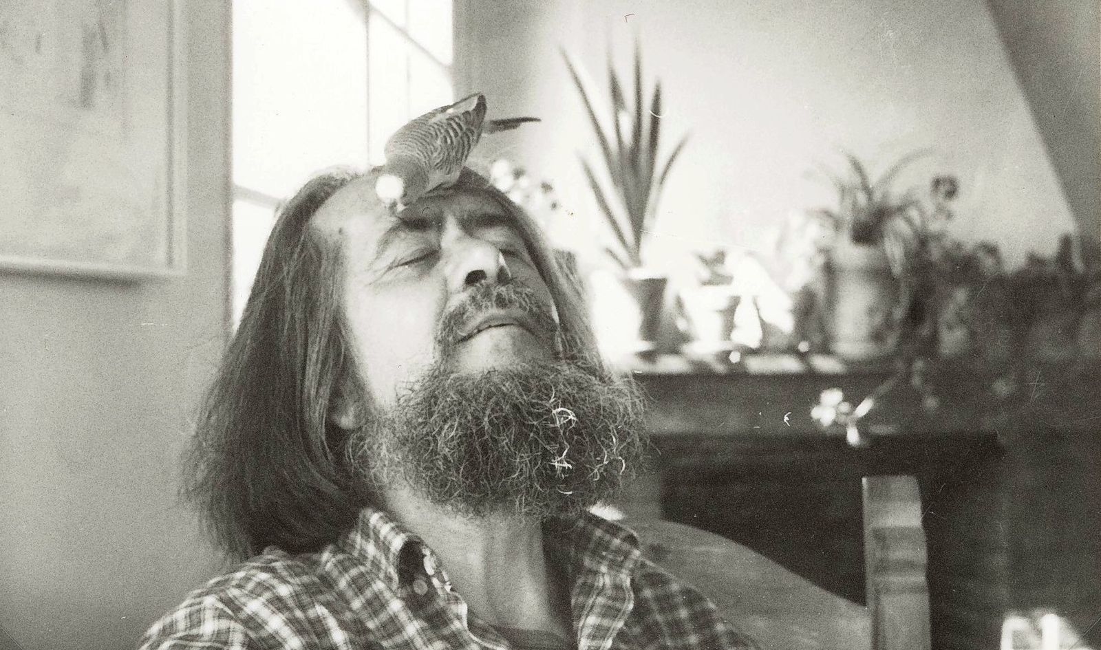 Ory en Madrid, 1980, retratado por Osvaldo Gomáriz.