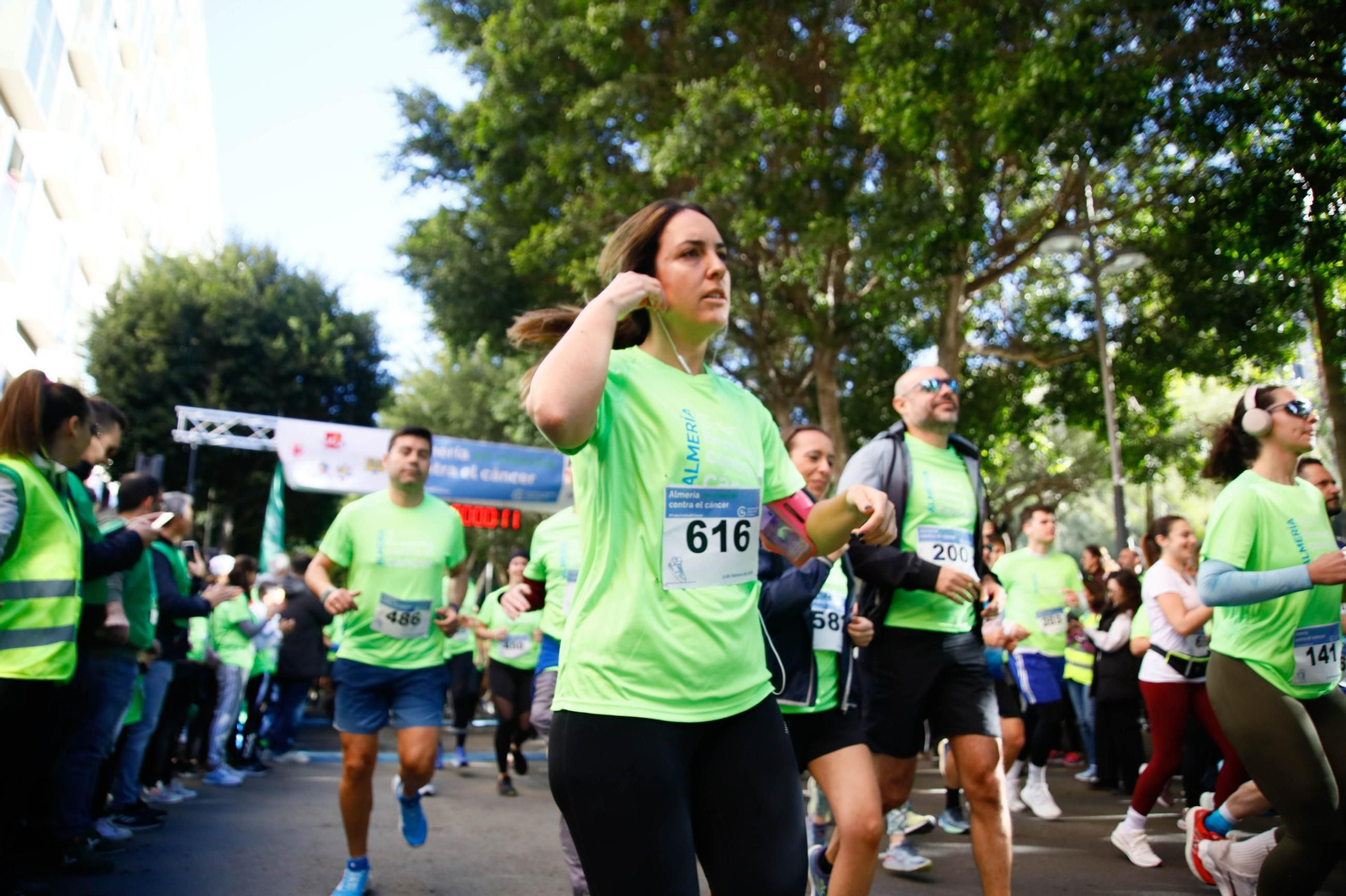 Imágenes de la Carrera contra el Cáncer de Almería