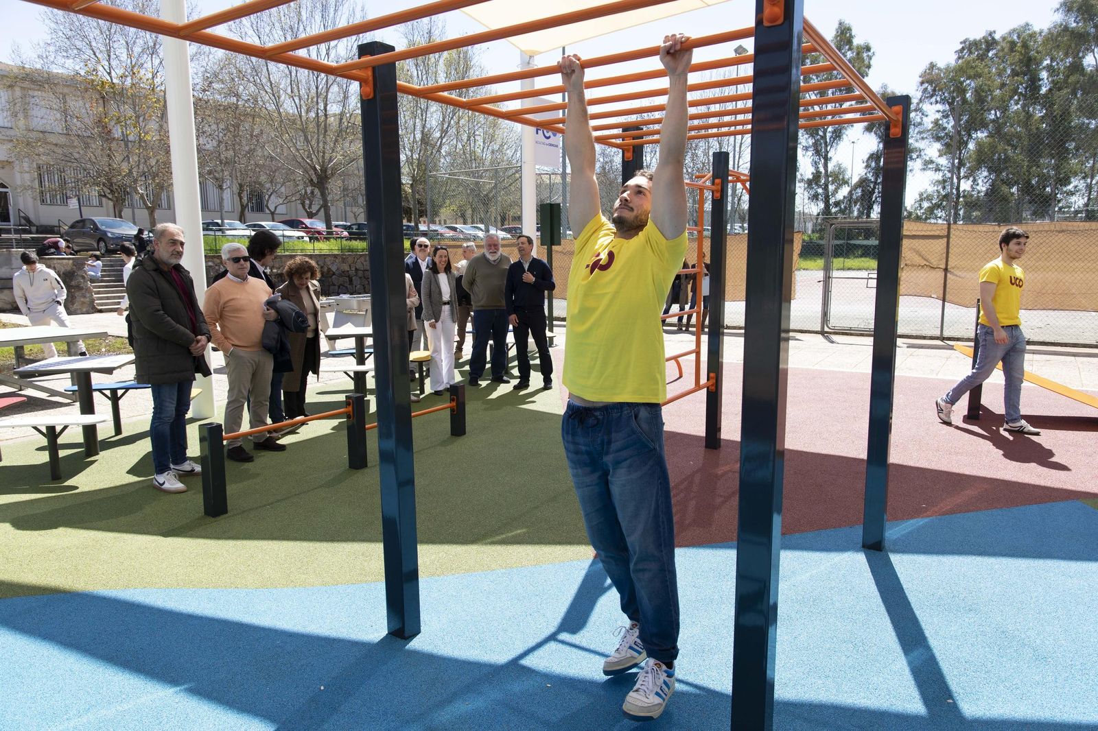 El parque de calistenia del Campus de Rabanales, en imágenes
