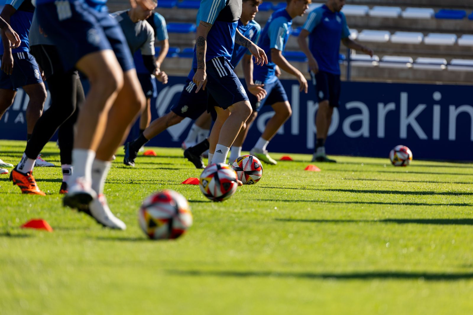 Las mejores imágenes del entrenamiento de este jueves del Recreativo de Huelva
