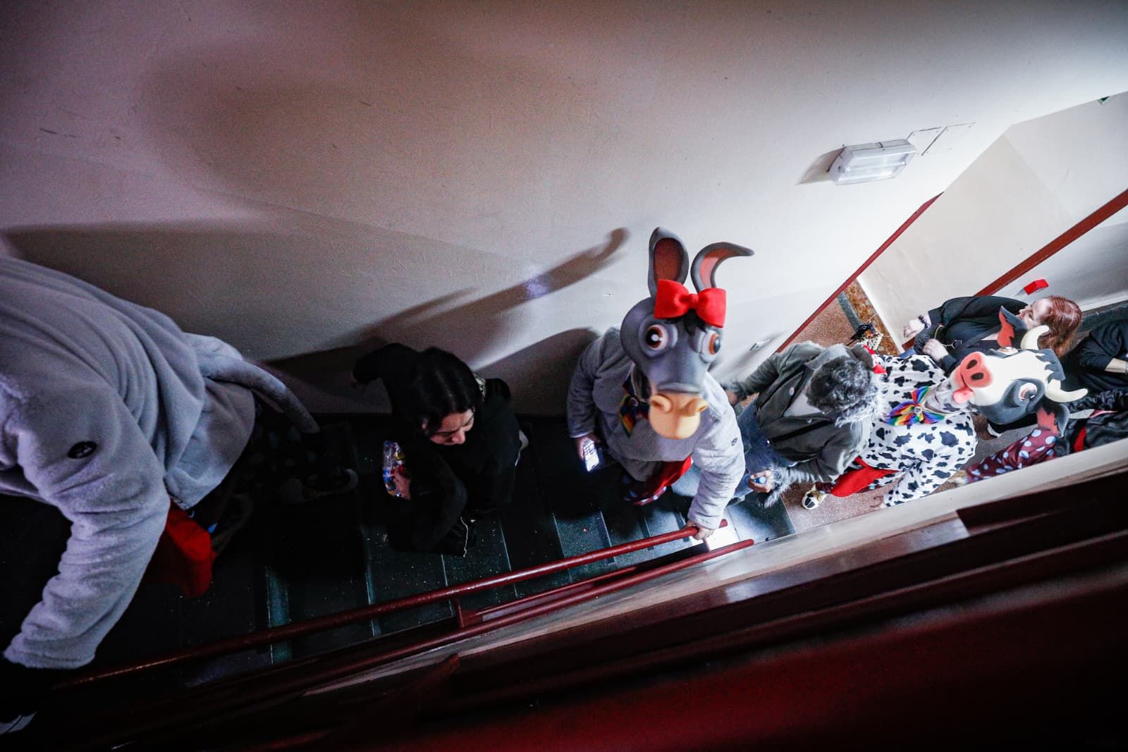 Búscate entre las mejores imágenes de la sexta sesión de cuartos de final del COAC 2026