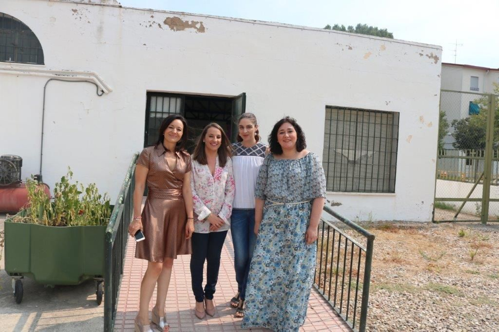 Las responsables institucionales visitan el centro. Las responsables institucionales visitan el centro.