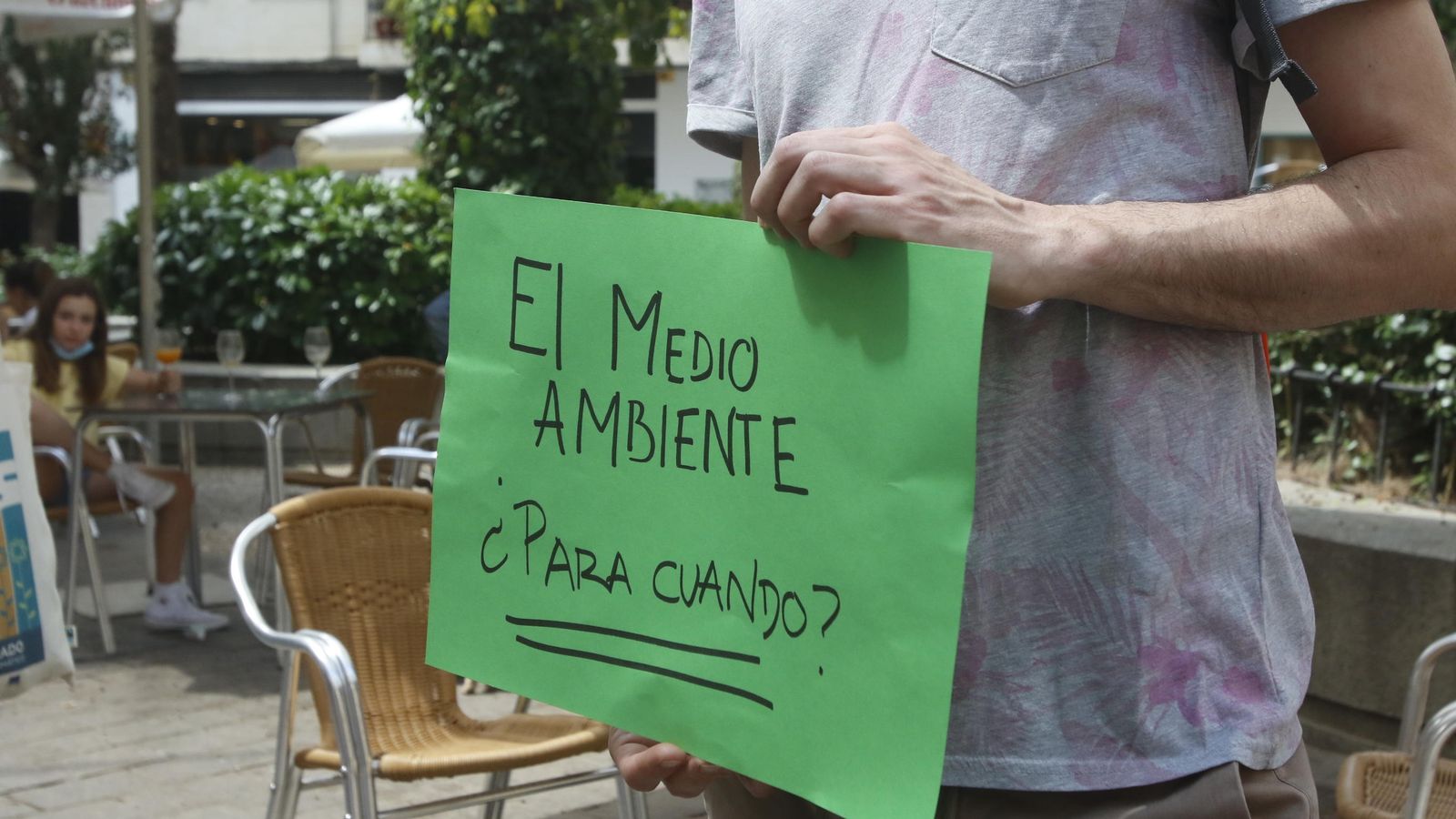 Cartel de uno de los representantes de la plataforma.