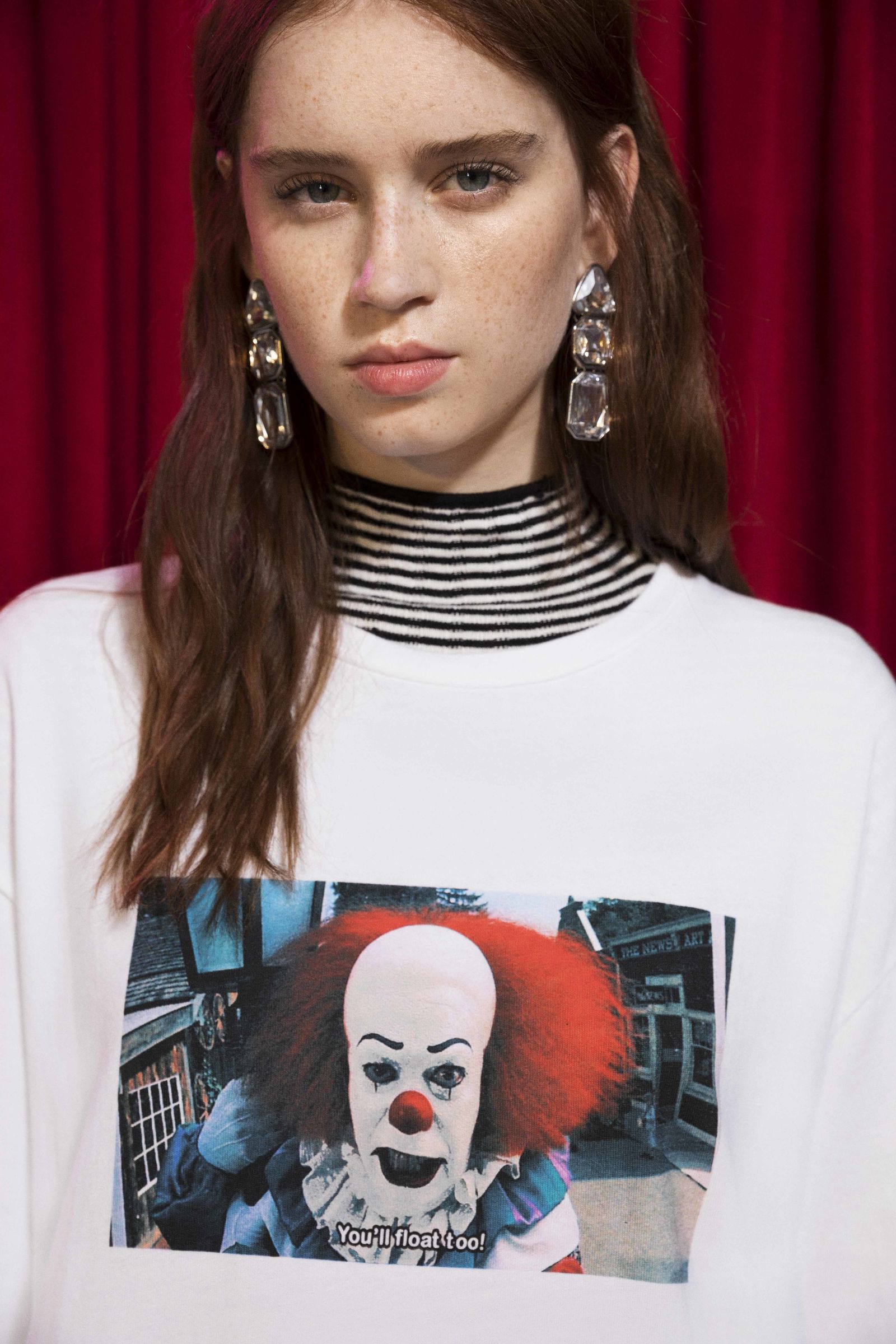 Camisetas de miedo con la mini colección de Halloween de Bershka