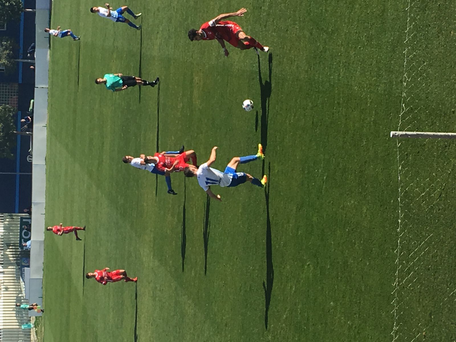 Jack Harper, en acción ayer ante el Rincón.