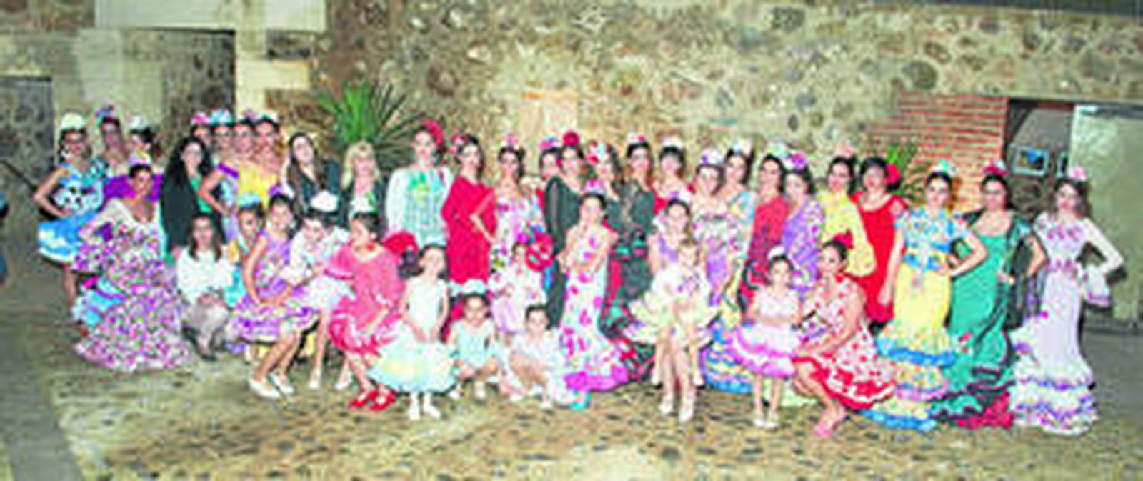 El Castillo se vistió de colores y volantes.