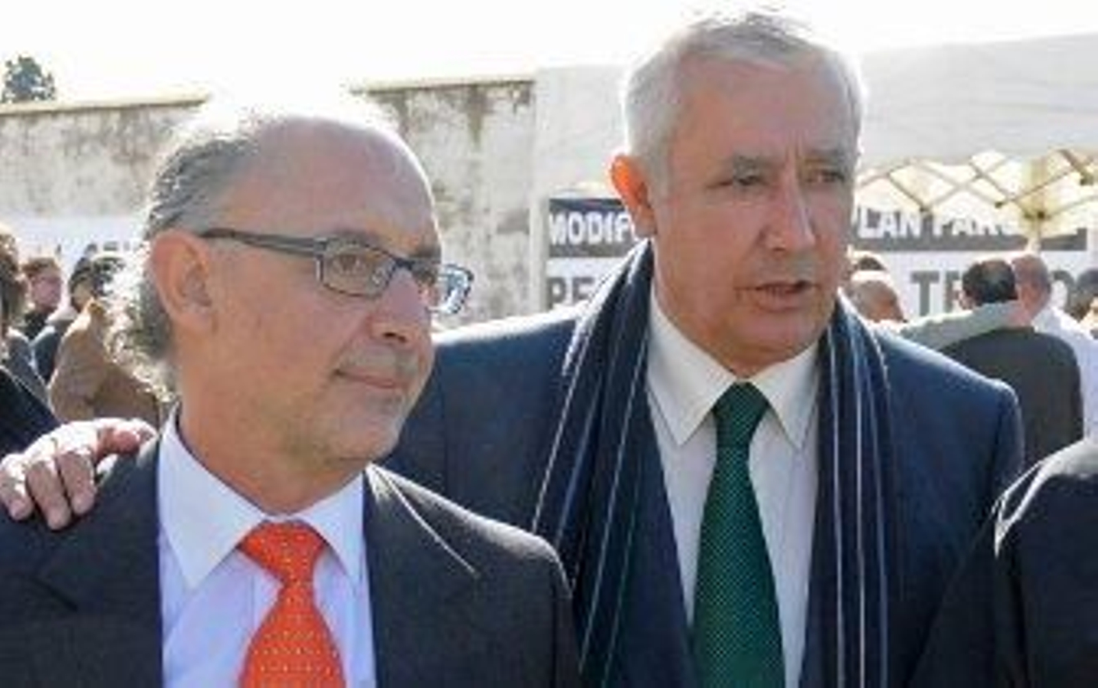 Arenas inaugura la convención del PP, que clausura el ministro Montoro