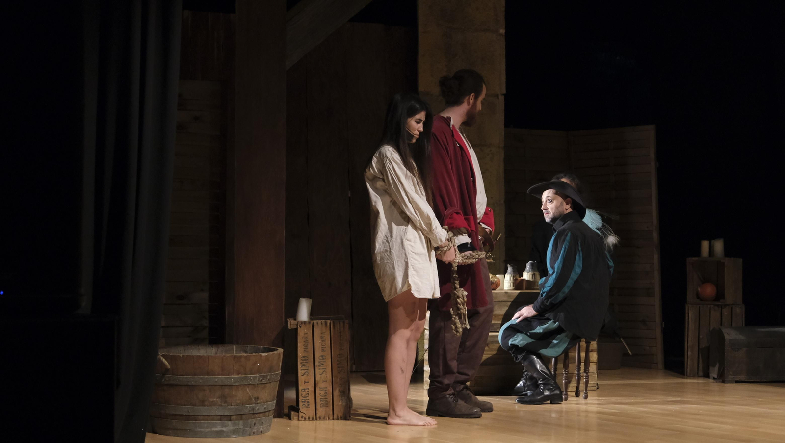 Imágenes de El Diario de los Libros, con Amós Milton