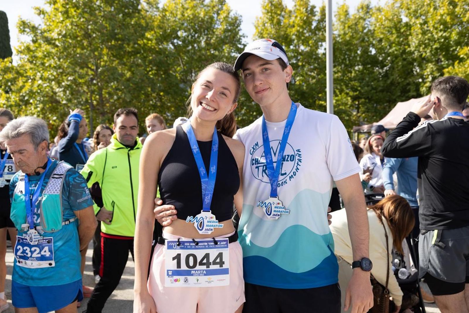 En imágenes: multitudinaria e histórica XXIX Media Maratón 'Ciudad de Jaén' y 10k en memoria de Paco Manzaneda
