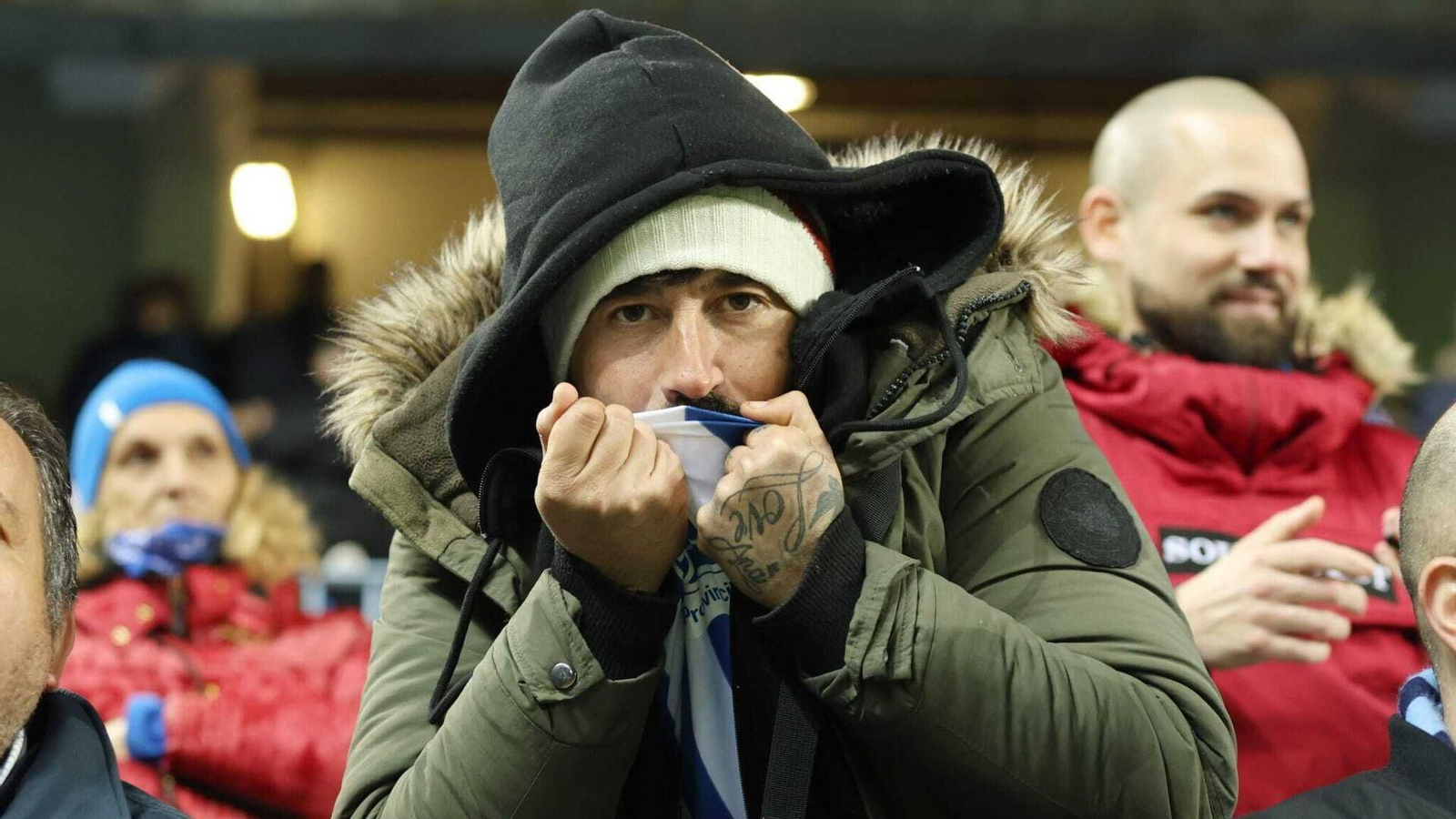 Un aficionado, durante el pasado partido ante el Oviedo. Un aficionado, durante el pasado partido ante el Oviedo.