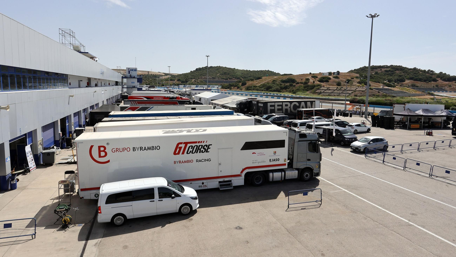 Imágenes del gran ambiente de fiesta en la Racing Weekend y el 40 aniversario del Circuito de Jerez