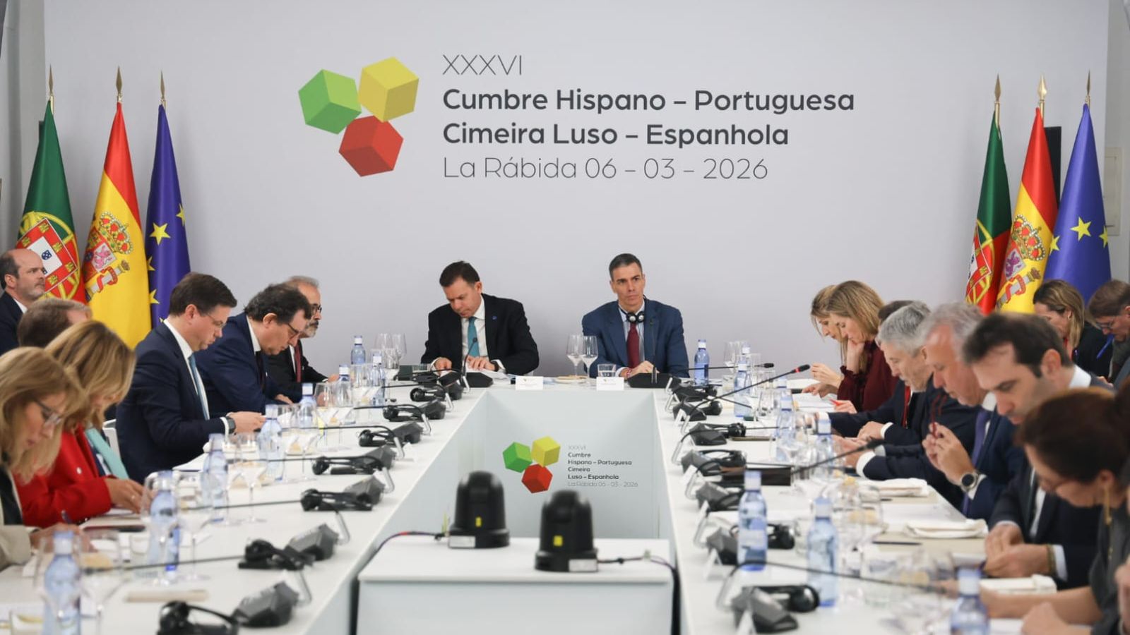 Los gobiernos de España y Portugal reunidos en la Cumbre Hispano-Portuguesa, celebrada en la sede de la UNIA en La Rábida.
