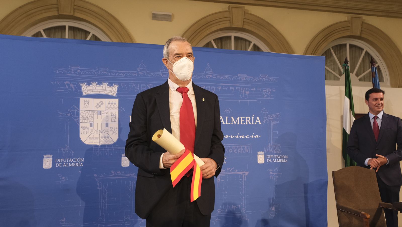 Imágenes de la entrega del Escudo de Oro de la Diputación de Almería a Ambrosio Sánchez