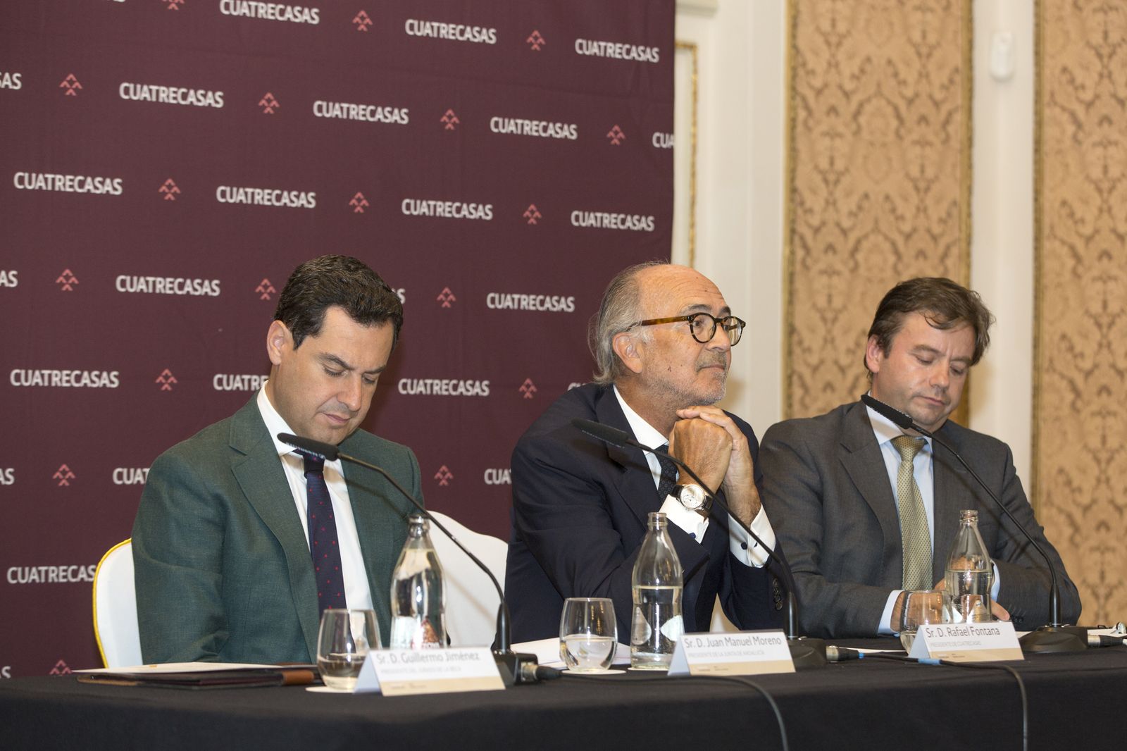 Las imágenes de la entrega de la Beca Manuel Olivencia