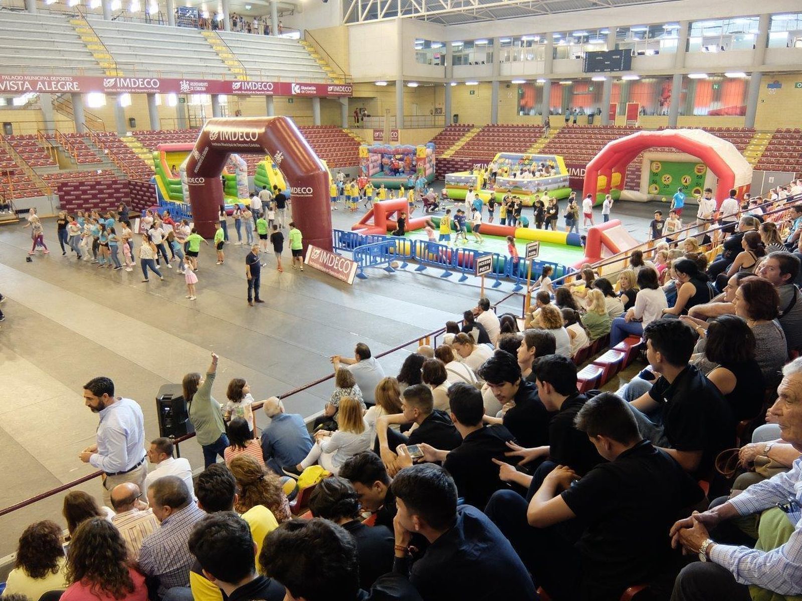 Vista Alegre llenó una de sus gradas en la clausura de los JDM.