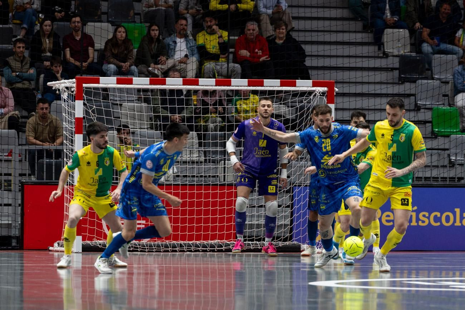 Las mejores imágenes del triunfo in extremis del Jaén Paraíso Interior FS sobre Servigroup Peñíscola