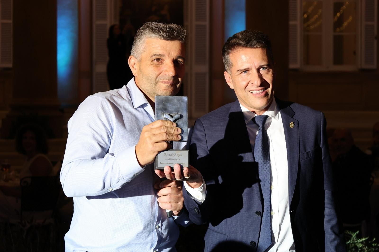 Entrega del Premio Innovación a José Luis Herrero, gerente de 'Villa Soñada'