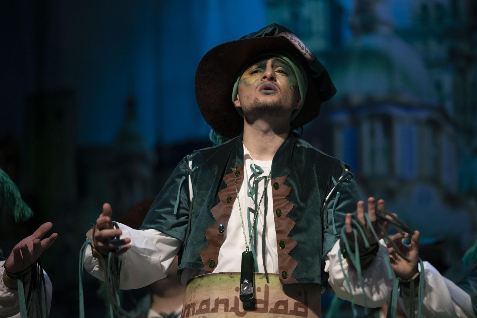 Imágenes de la actuación de la comparsa de Sevilla 'Ciudad Esmeralda' en el Carnaval Colombino