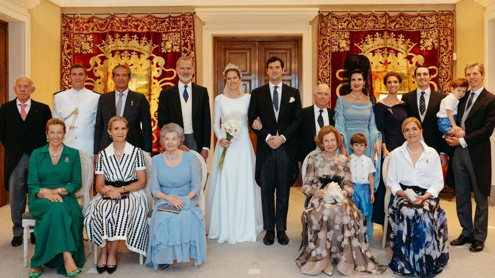 Primera aparición conjunta del Rey Felipe VI y la Infanta Cristina Primera aparición conjunta del Rey Felipe VI y la Infanta Cristina