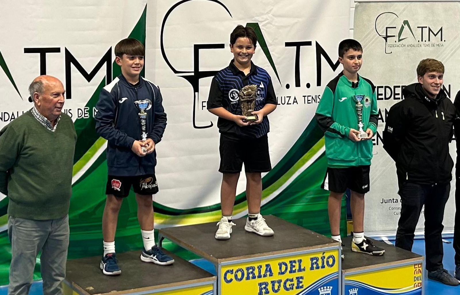 El CTM Jerez sumó importantes logros en el Andaluz de tenis de mesa.