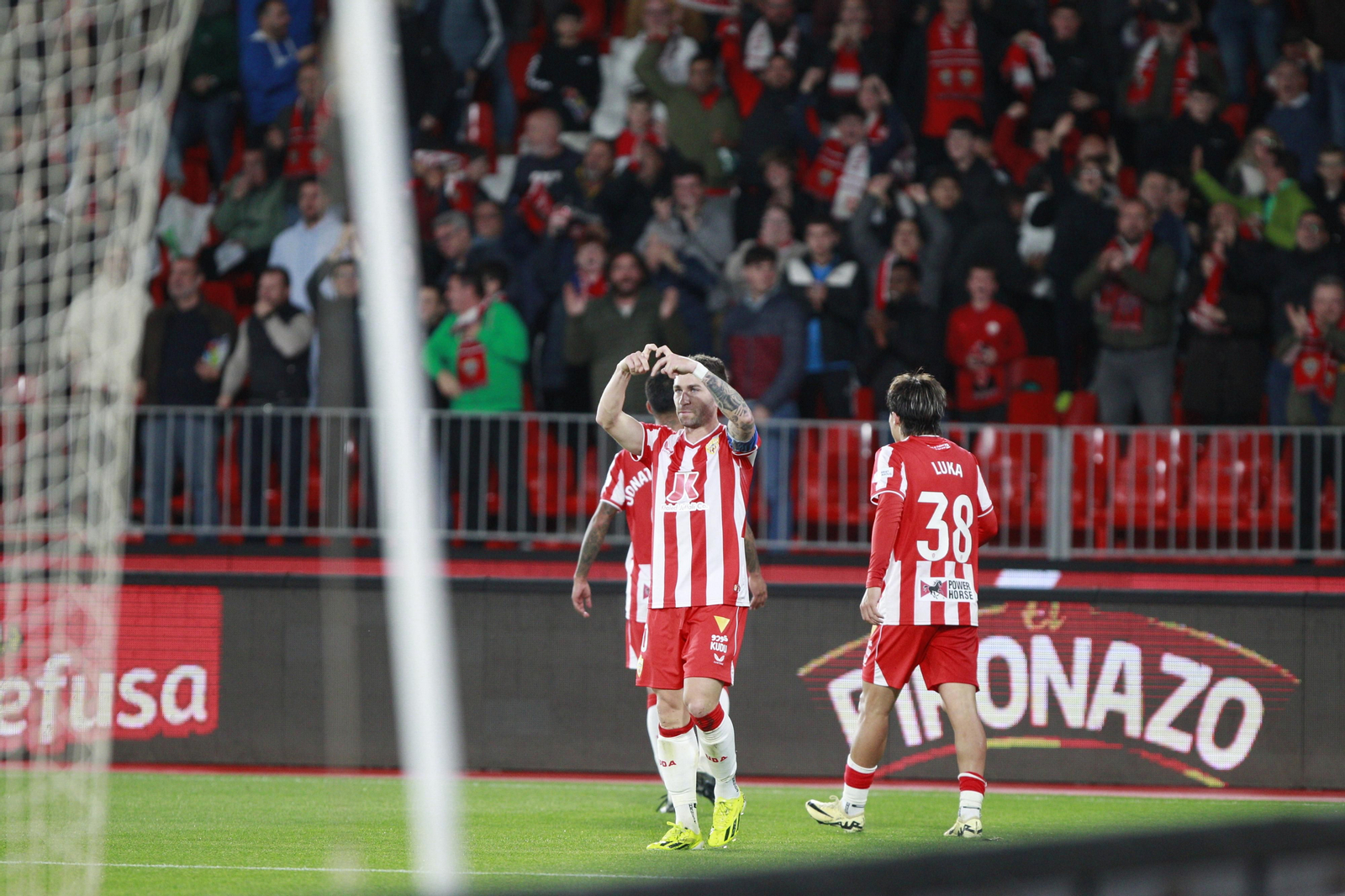 Las mejores imágenes del partido de fúbol U.D. Almería-Sevilla F.C.