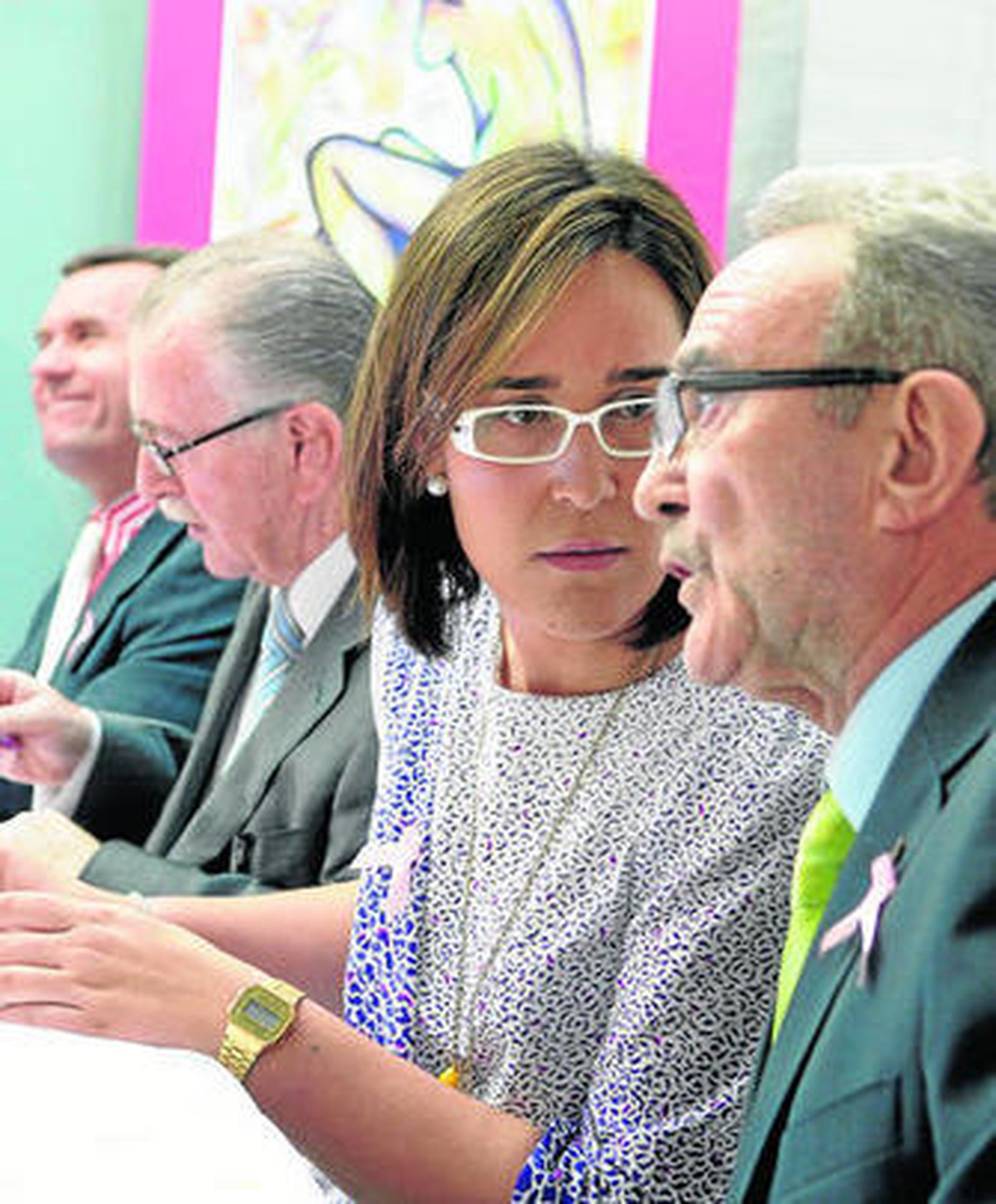 Las diez mujeres que participan en el programa estarán hasta julio recibiendo el curso formativo.