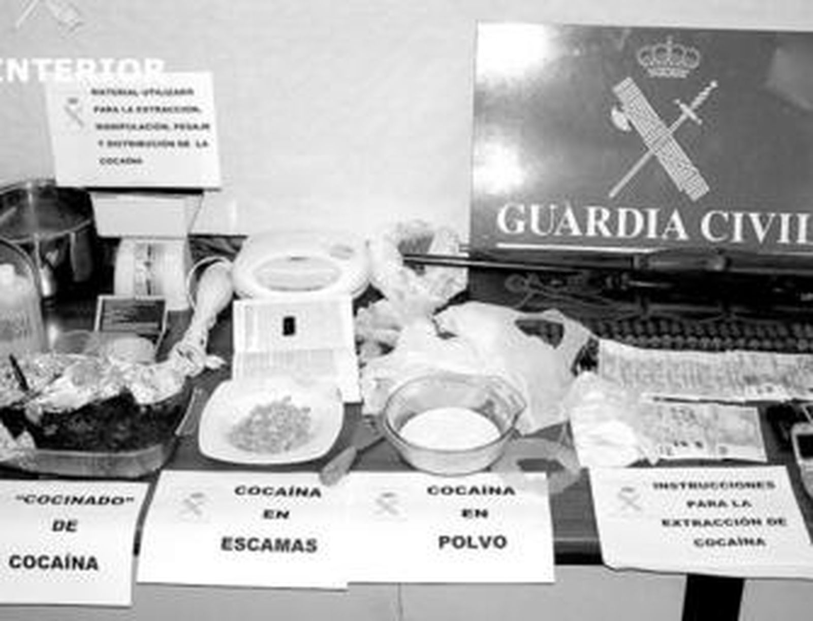 Material aprehendido por la Guardia Civil.