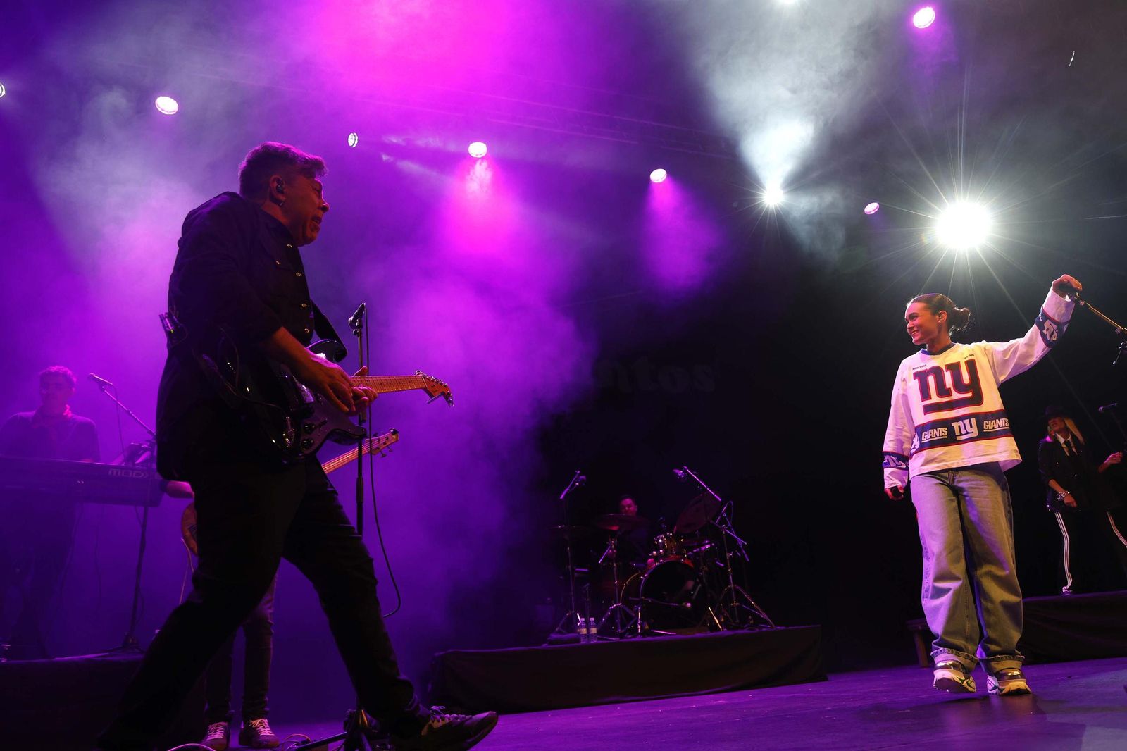 Fotos del concierto de Marta Santos en La Línea