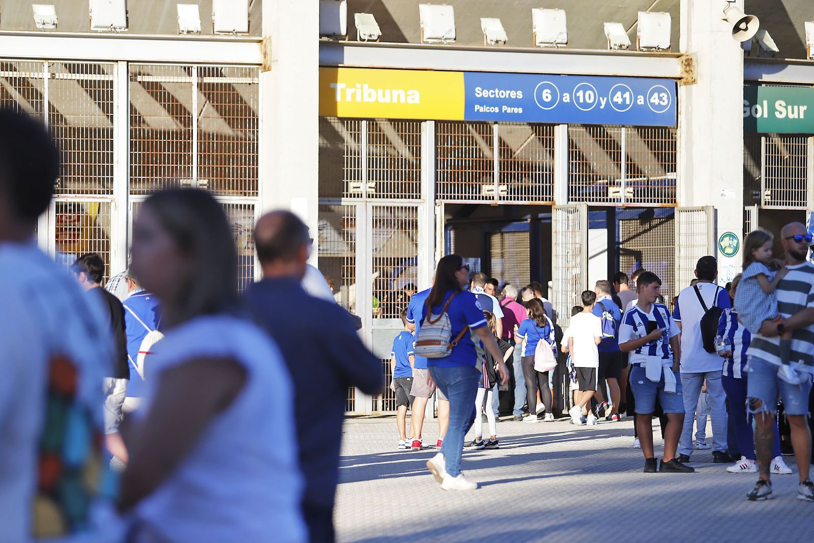 Imágenes del ambiente en el encuentro entre el Recreativo de Huelva y el CD Castellón