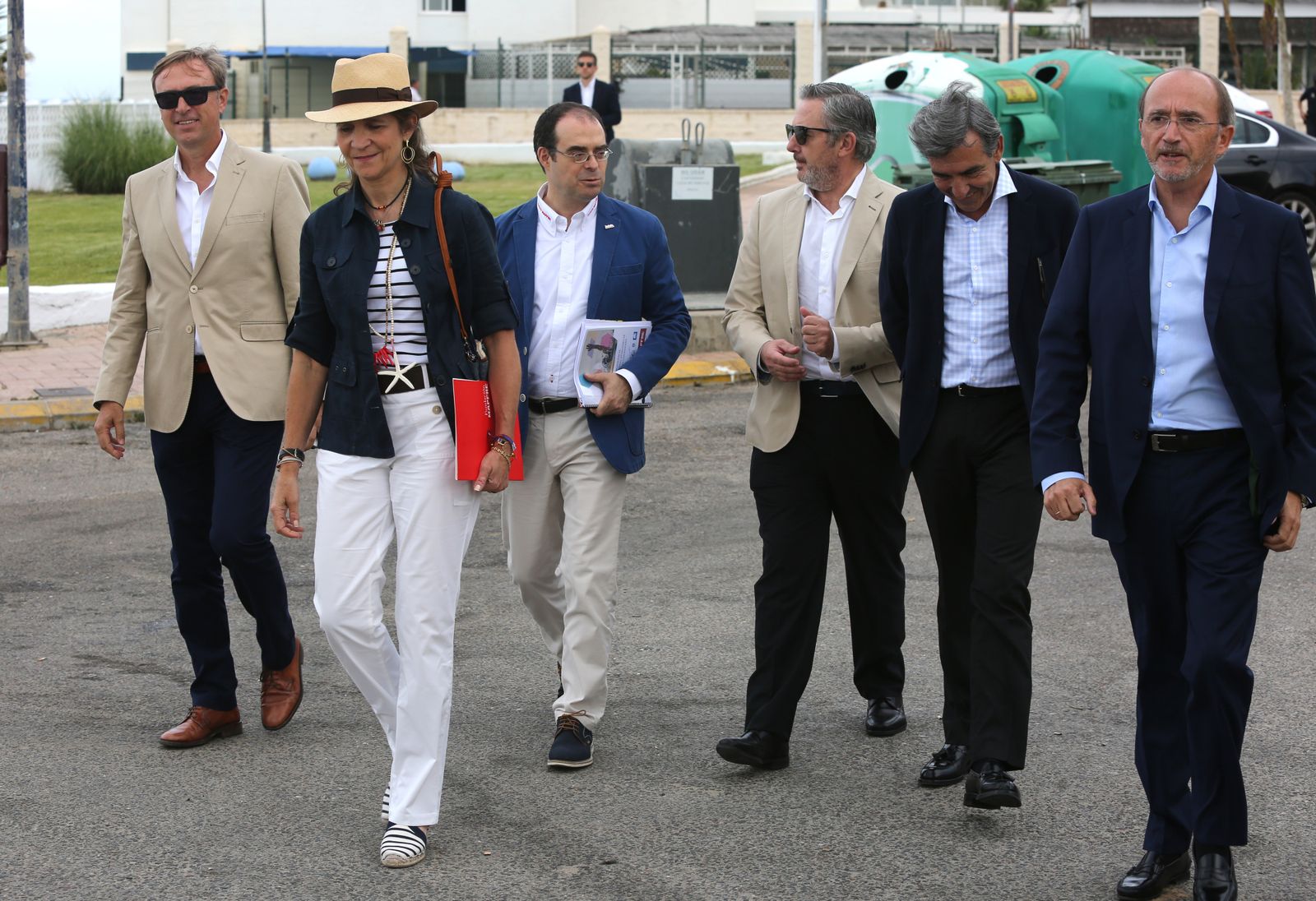 La Infanta Doña Elena asiste a varios talleres de prevención de la fundación Mapfre, en imágenes